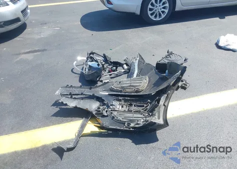 2016 Mercedes-Benz E 350 из США, поврежденный, VIN WDDHF5KB2GB194550